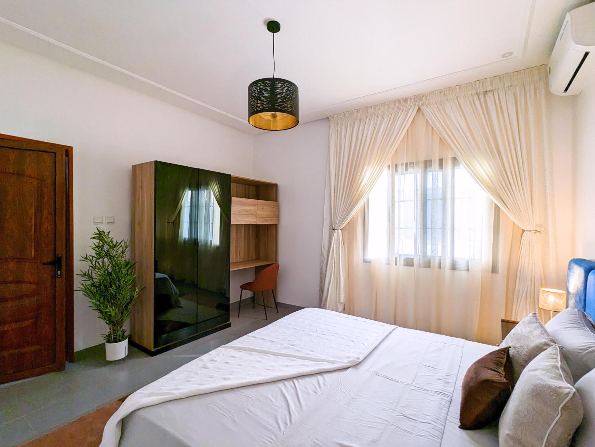 Lighthouse Signature Suites Дакар Екстериор снимка