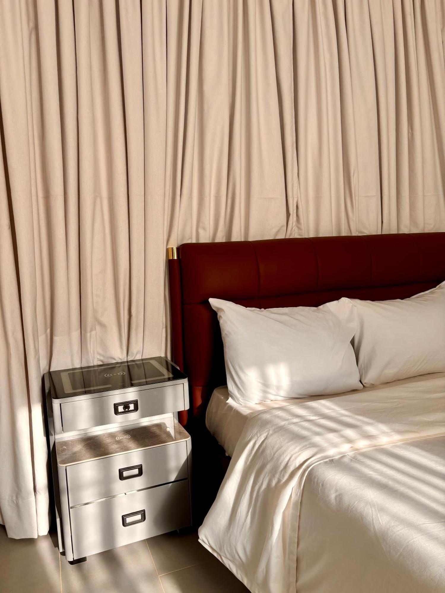 Lighthouse Signature Suites Дакар Екстериор снимка